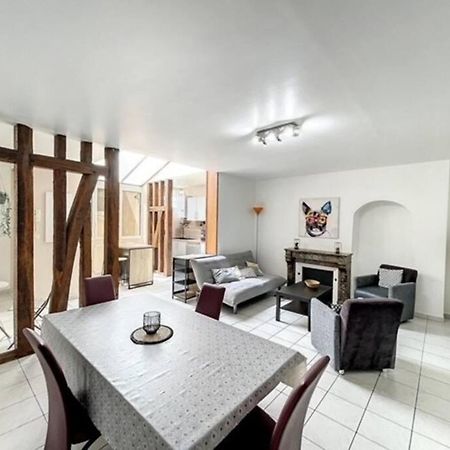 Appartement Au Coeur De Troyes Extérieur photo