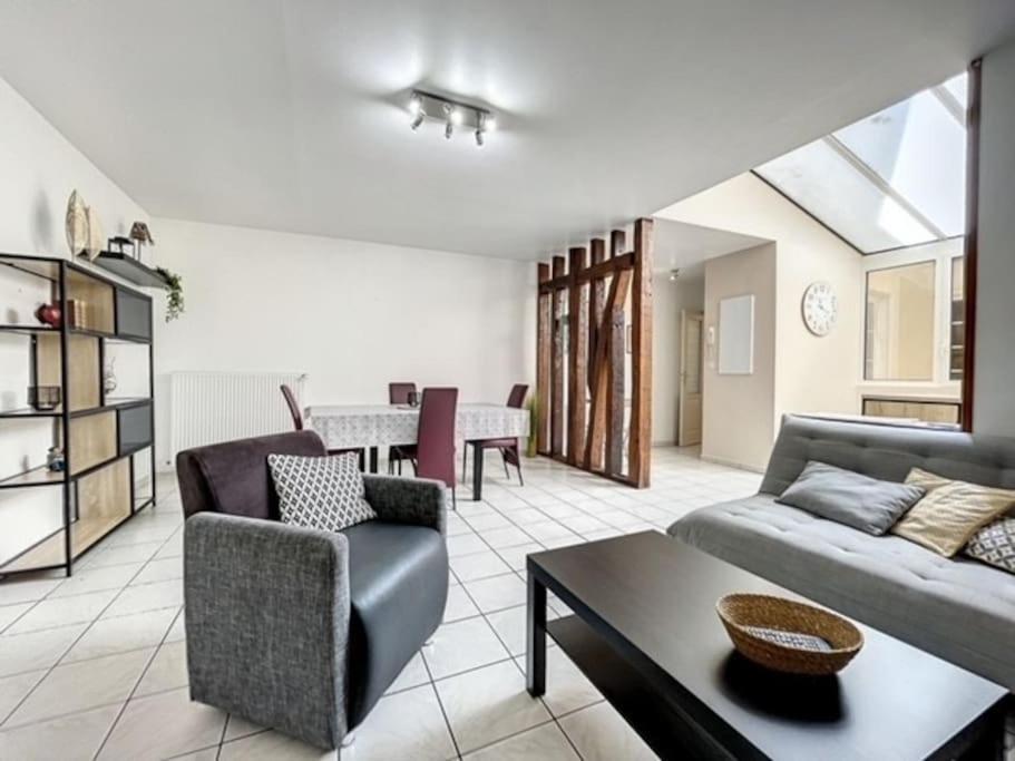 Appartement Au Coeur De Troyes Extérieur photo