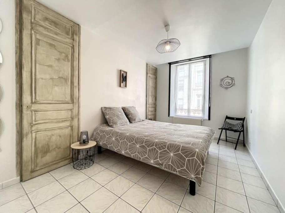 Appartement Au Coeur De Troyes Extérieur photo